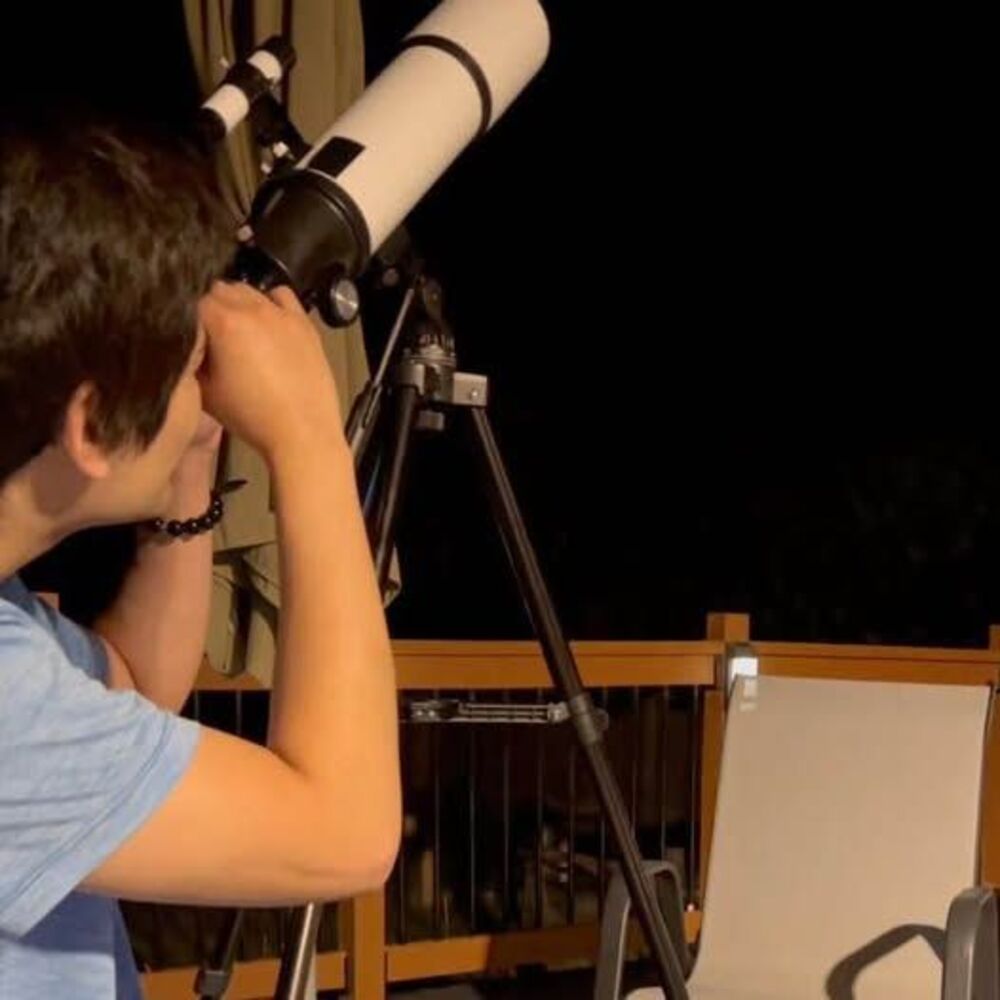 Eaconn 80/90AZ 600mm Astronomical Telescope – Like New w/ Backpack & Accessories